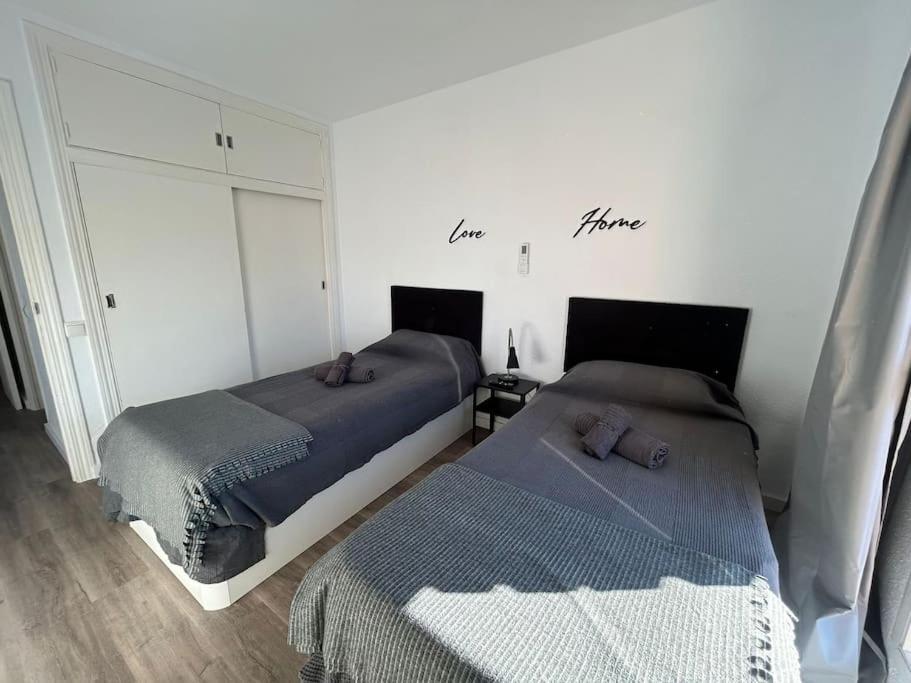 Atico C/Vistas, Recep 24H, Piscinas Y Parking Lejlighed Benalmádena Eksteriør billede