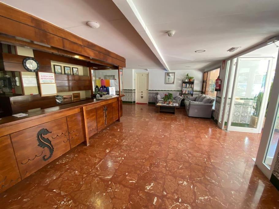 Atico C/Vistas, Recep 24H, Piscinas Y Parking Lejlighed Benalmádena Eksteriør billede